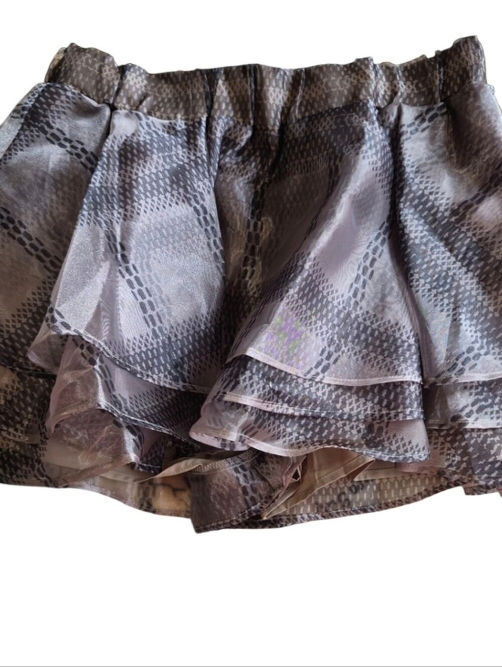 Line and Dot XL Gray Printed Ruffle Skort New with Tags
